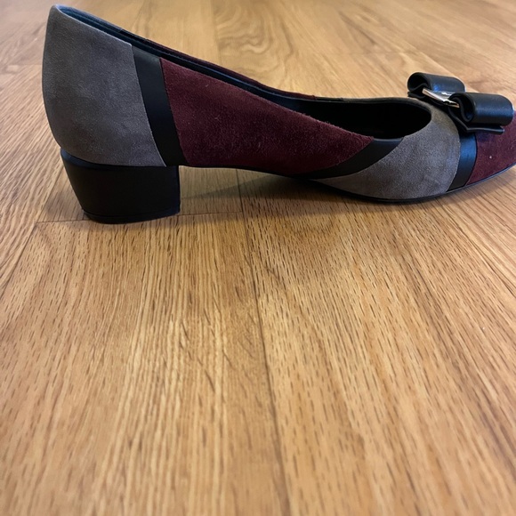 Salvatore Ferragamo Women's Vara Patchwork Burgundy and Gray Suede Pump Heel - Picture 6 of 9